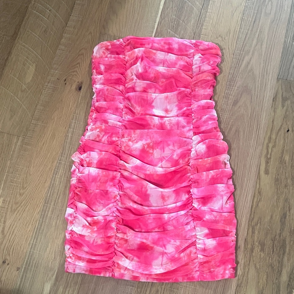 superdown Vibrant Pink Strapless Mini Dress